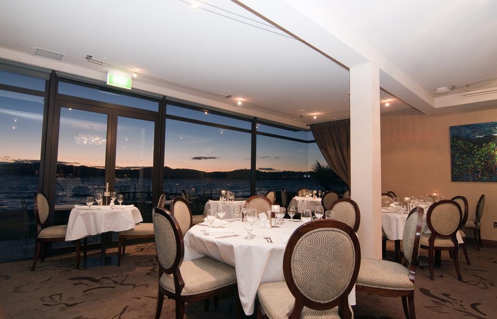 Oasis Beach Motel Taupo Ngoại thất bức ảnh