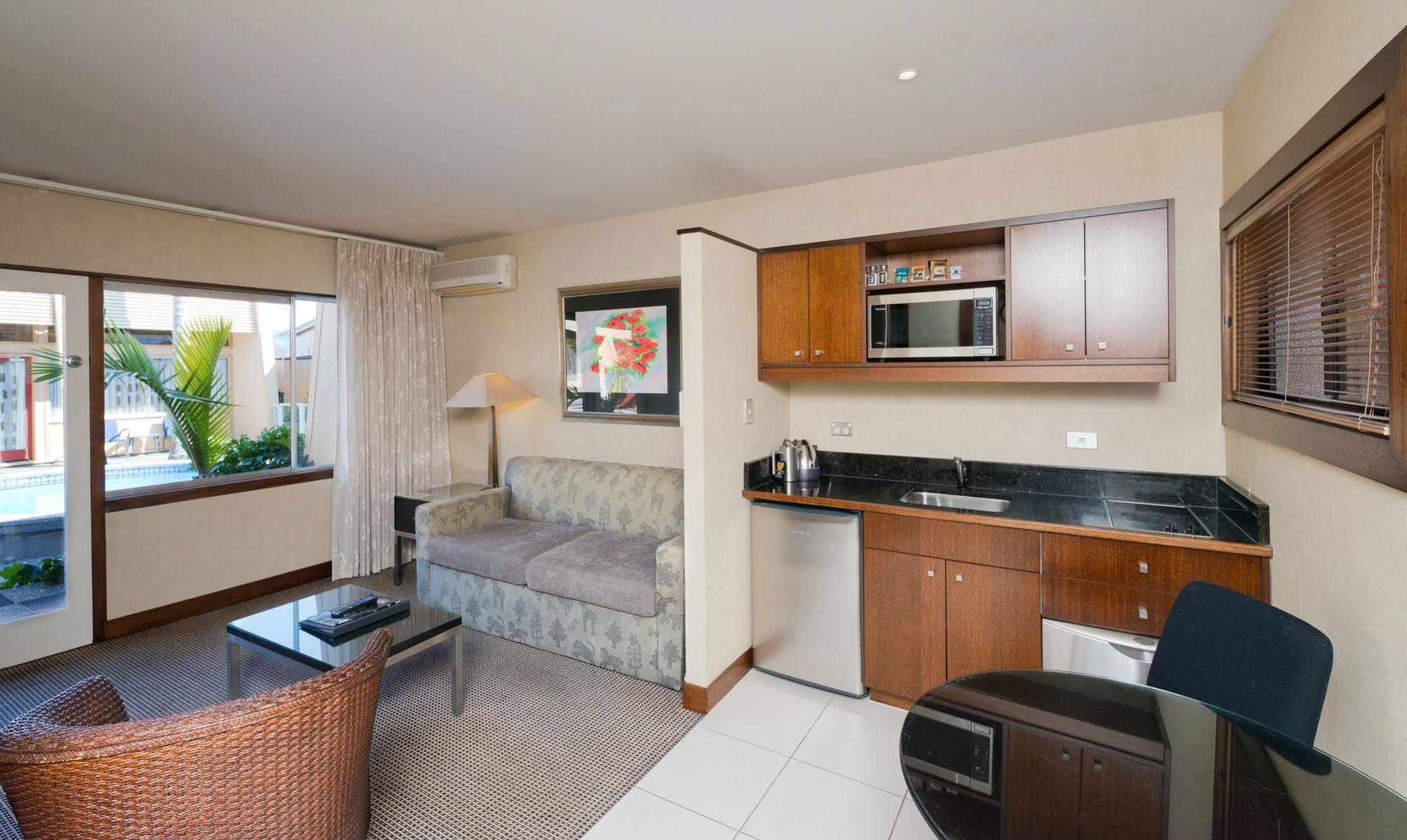 Oasis Beach Motel Taupo Ngoại thất bức ảnh